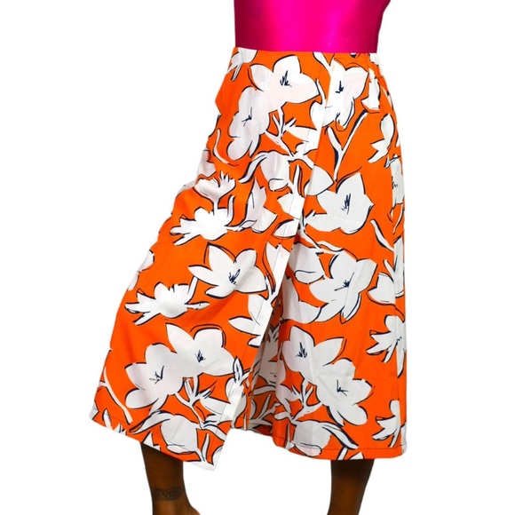 ZARA Trafaluc Orange/White Floral Print Wrap Skort Pants size Medium EUC - Picture 4 of 12